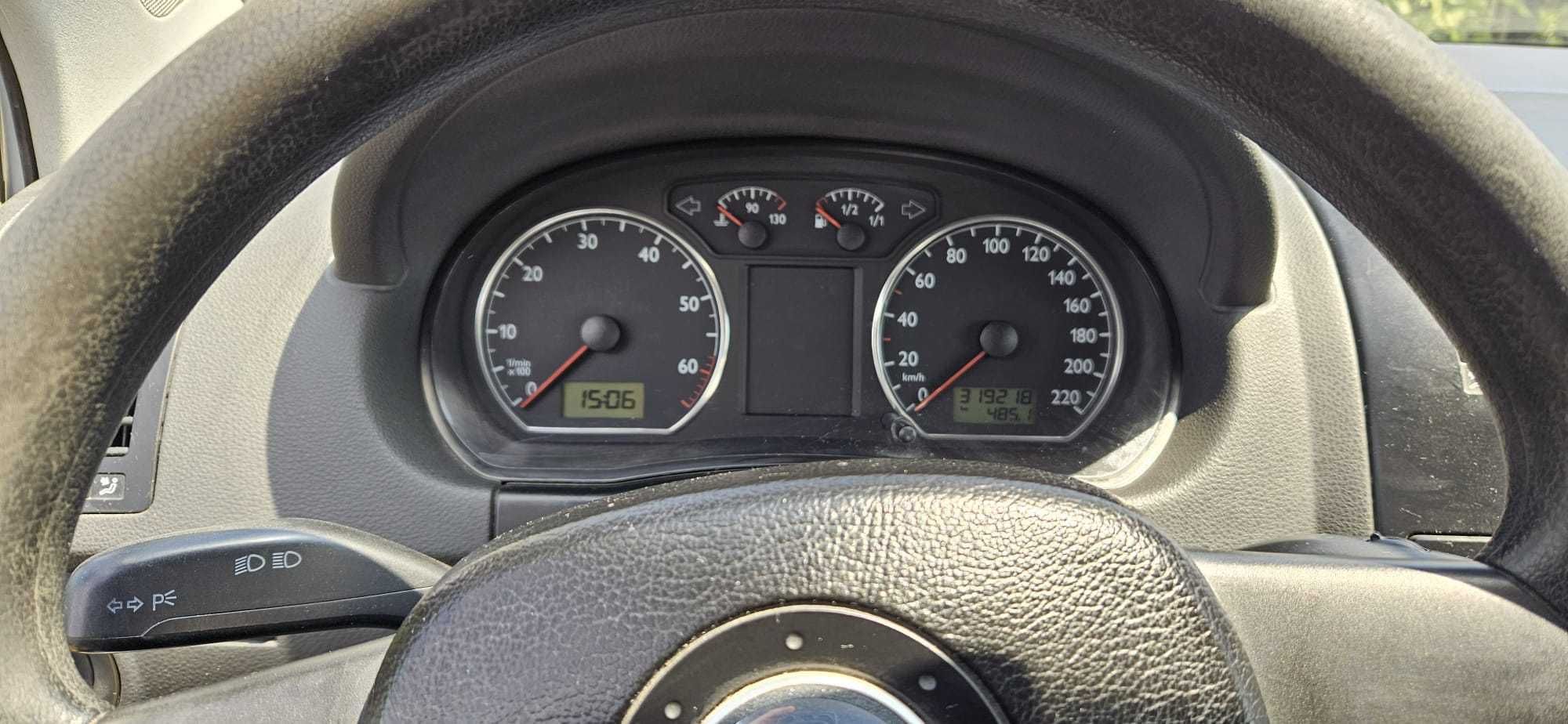 Vând Volkwagen Polo motor 1.4