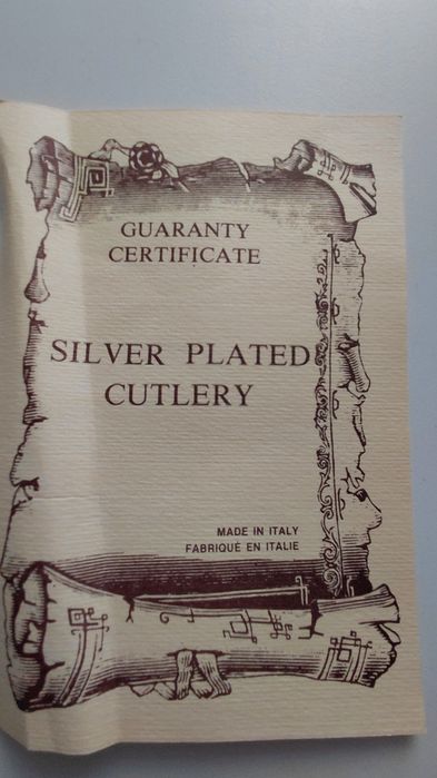 Set tacâmuri elegant și frumos executat