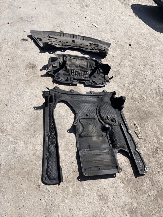 Кори под двигател и скорости Mercedes S class W221