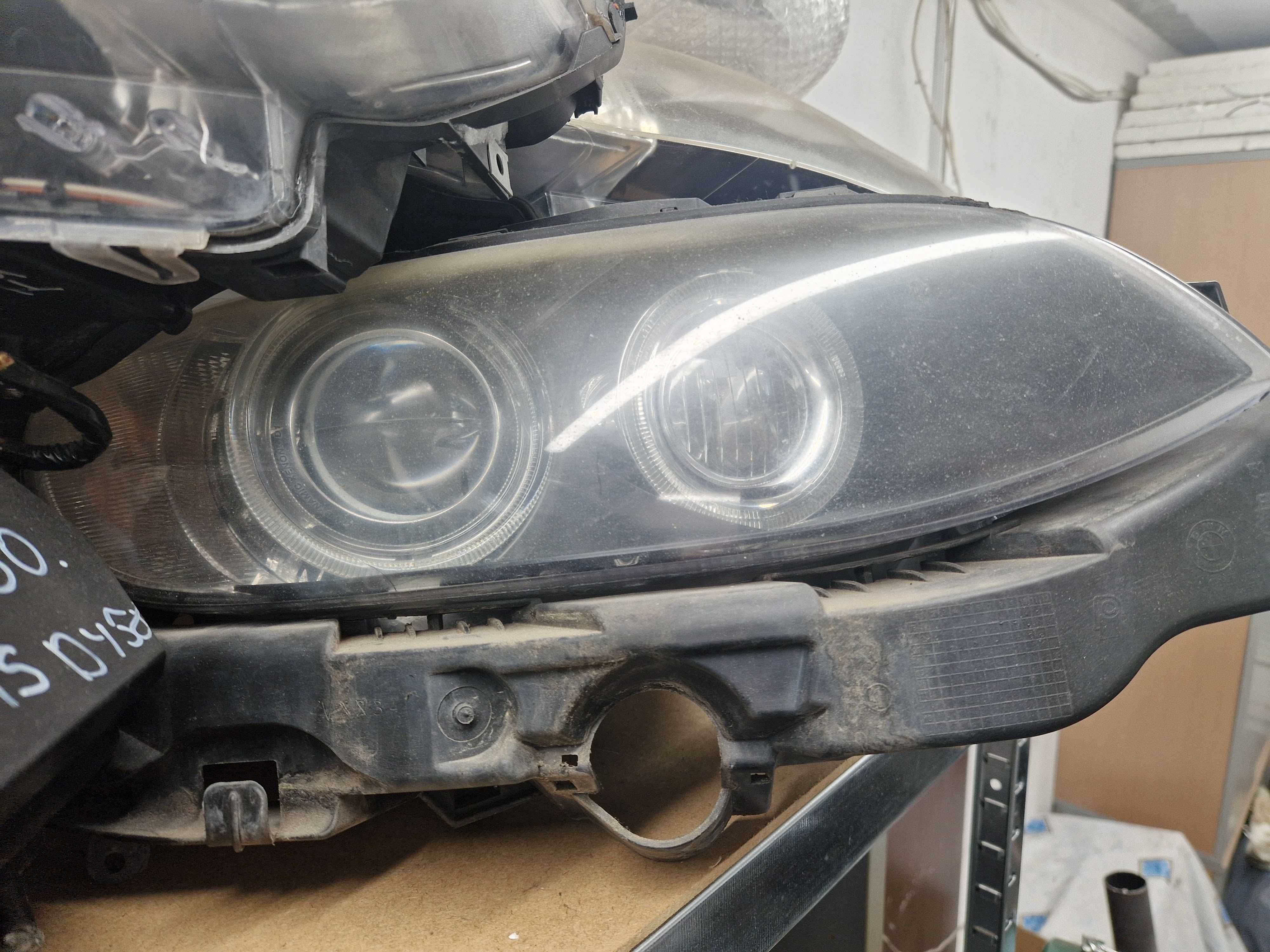 Фарове Bi-xenon и AHL за BMW E92 E93