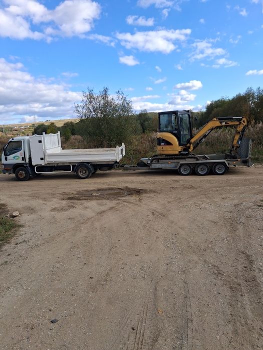 Inchiriez/ Execut săpături cu excavator de 3.5T