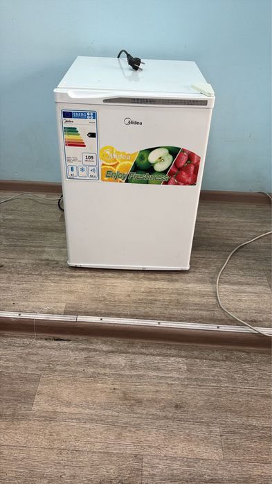 Продам холодильник