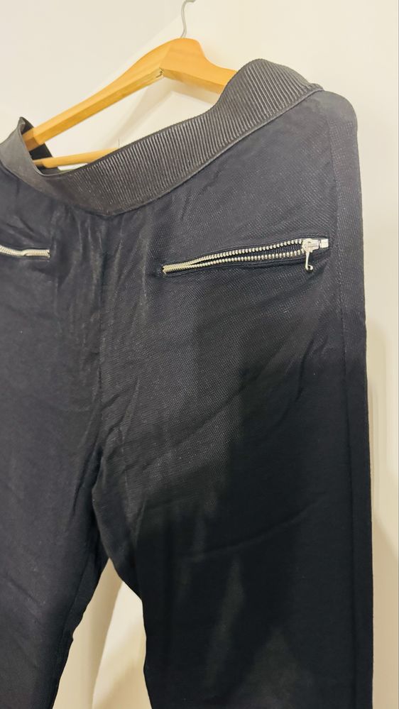 Pantaloni moderni!
