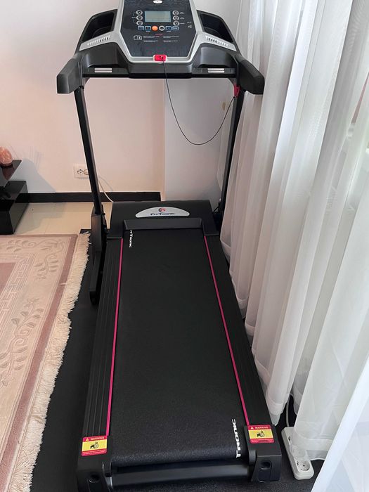 Banda de alergat FitTronic D100 - electrica