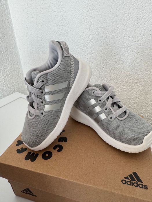 Маратонки Adidas 20 номер