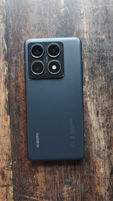 Xiaomi 14T Pro – 512 GB, factura din 16.02.2025 si cutie, 2 huse.