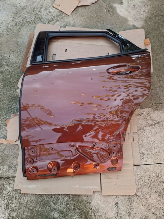 Vand usa stanga spate Peugeot 3008