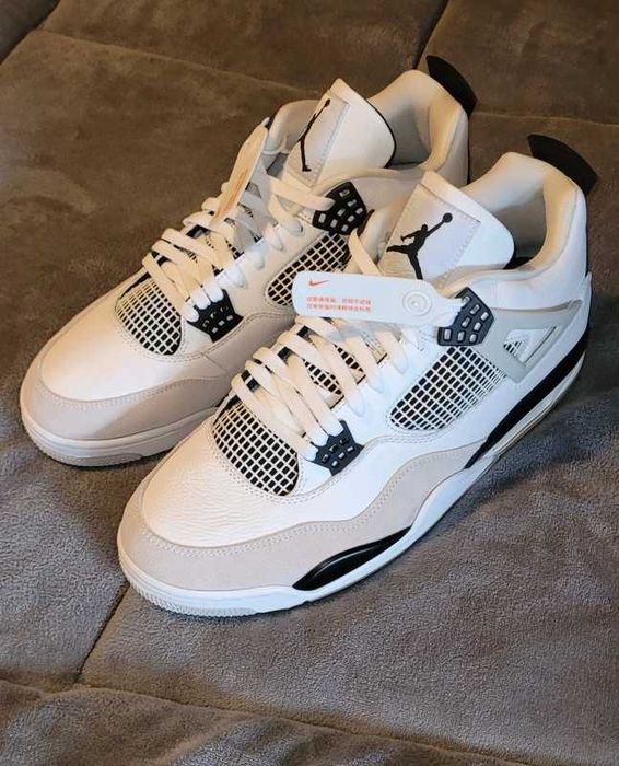 Jordan 4 Retro Military Black EU.42