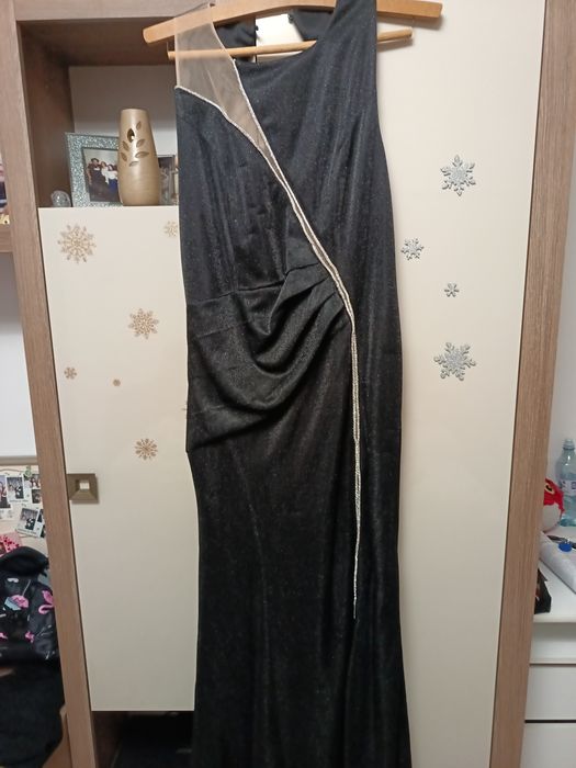 Vând rochiță purtata o singura data