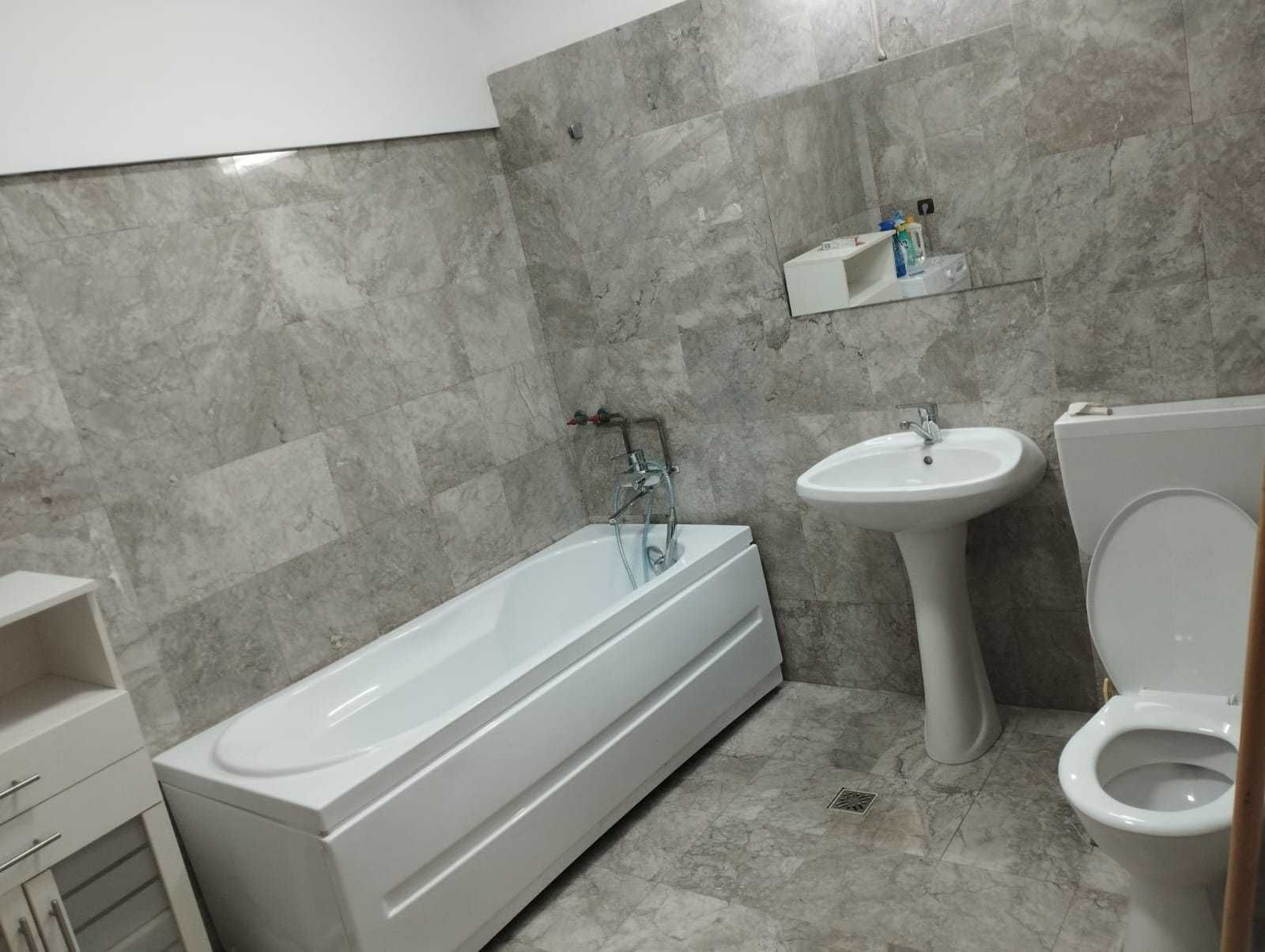 Inchiriez apartament Pucioasa 3 camere