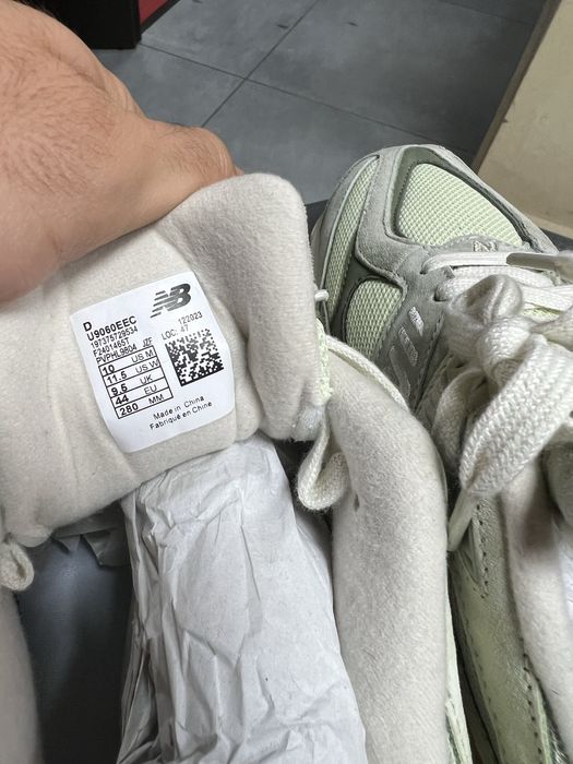 New Balance 9060 U9060EEC