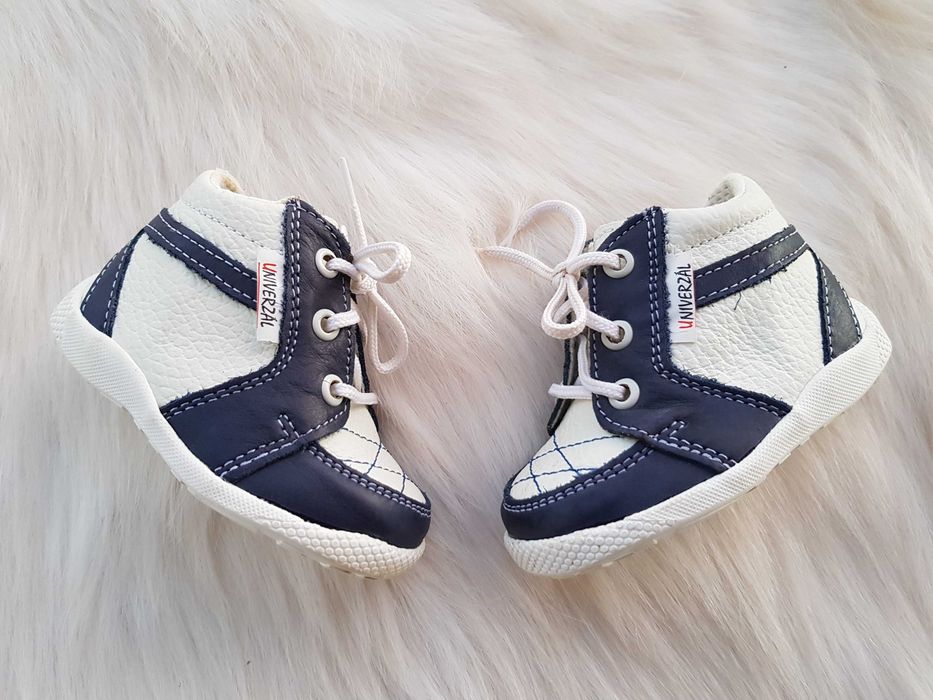 Бебешки обувки за прохождане Univerzál №18