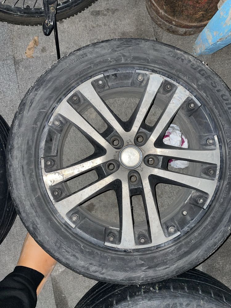 Продам диски R17 5*114,3