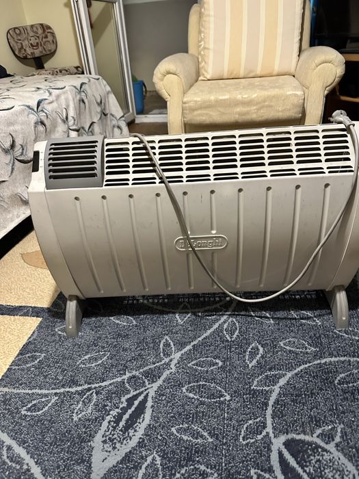 Много търсен мощен конвектор DeLongi, мощностн2000 W изчерпан в търгов