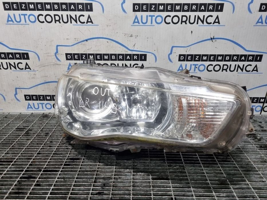 Far Dreapta Mitsubishi Outlander Facelift 2009 - 2012 SUV 4 Usi (1149) Xenon