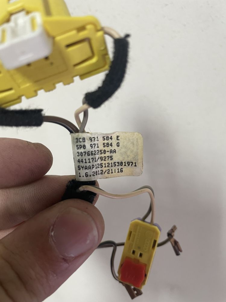 Кабел за мултиволан за VW 3C8 971 584 F