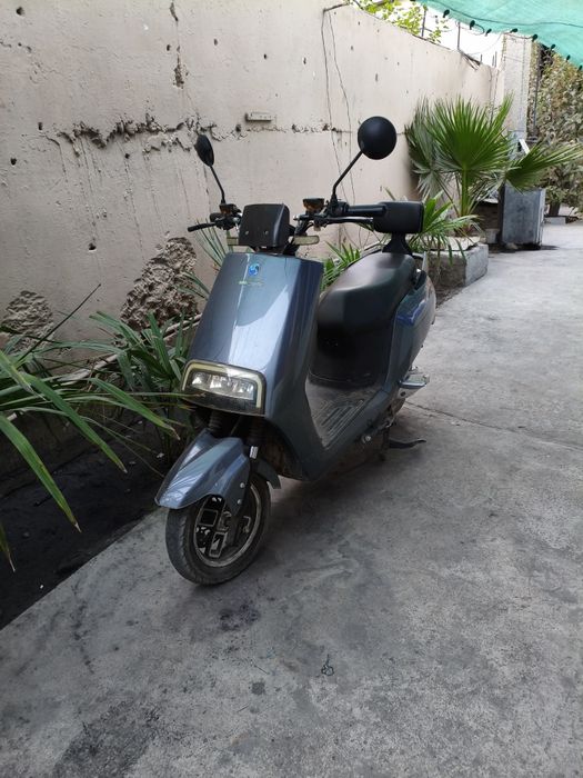 Скутер холати яхши юриши 20 км юради 1 зарядила