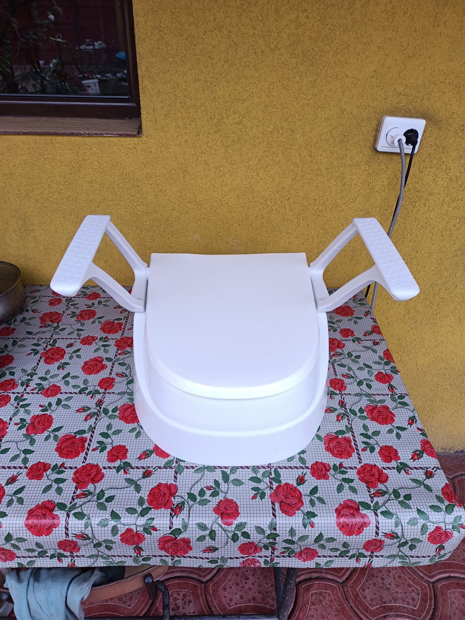 Scaun de toaletă ridicat »SmartFix«