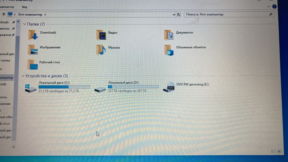 Lenova  desktop-tpeg1qn
