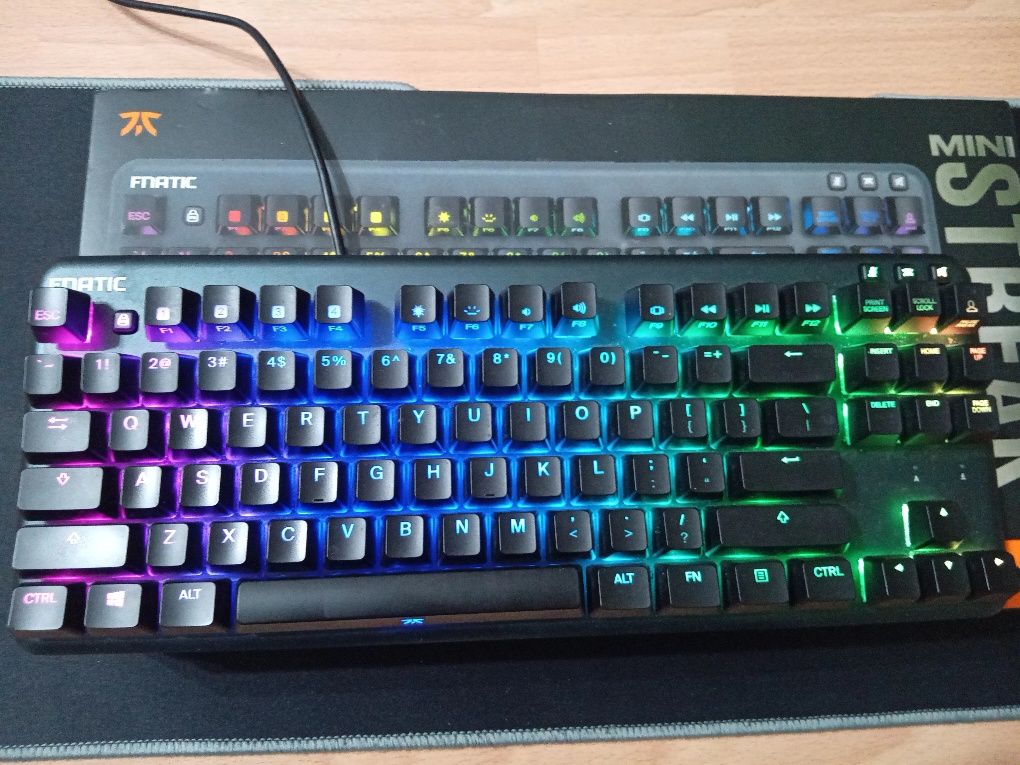 Gaming клавиатура: Fnatic miniSTREAK