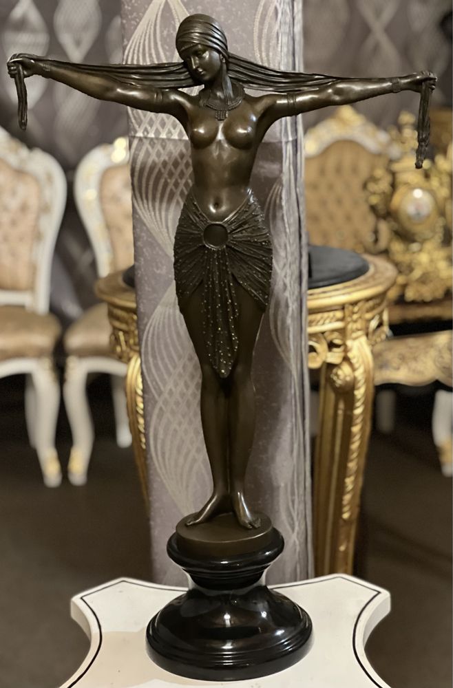 Statuetă Bronz *** vintage / antic / vechi / retro ***