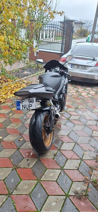 De vanzare Yamaha R1 2002