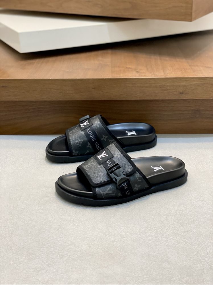 Slapi Louis Vuitton , noi , premium , 42