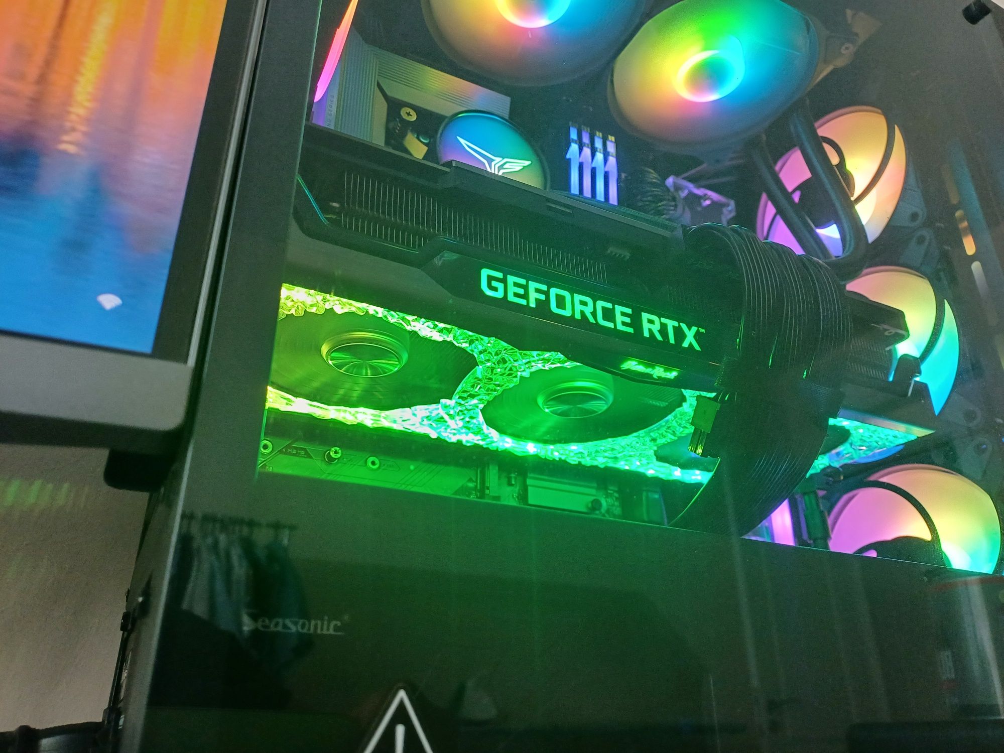 Геймърски компютър от Gplay - Gigabyte Aorus