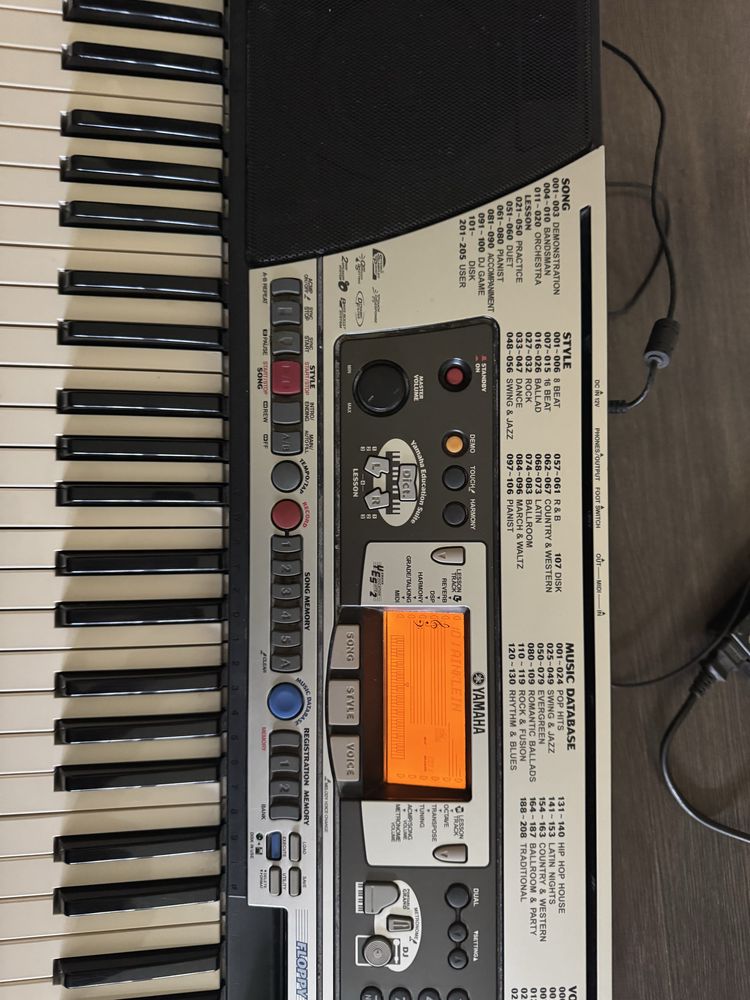 Синтезатор йоника Yamaha PSR-350