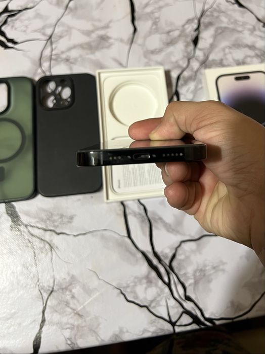 Iphone 14 pro 1tb black