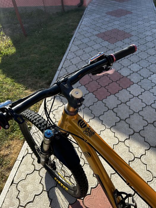 Bicicletă Full Suspension Price de enduro (citiți descrierea)