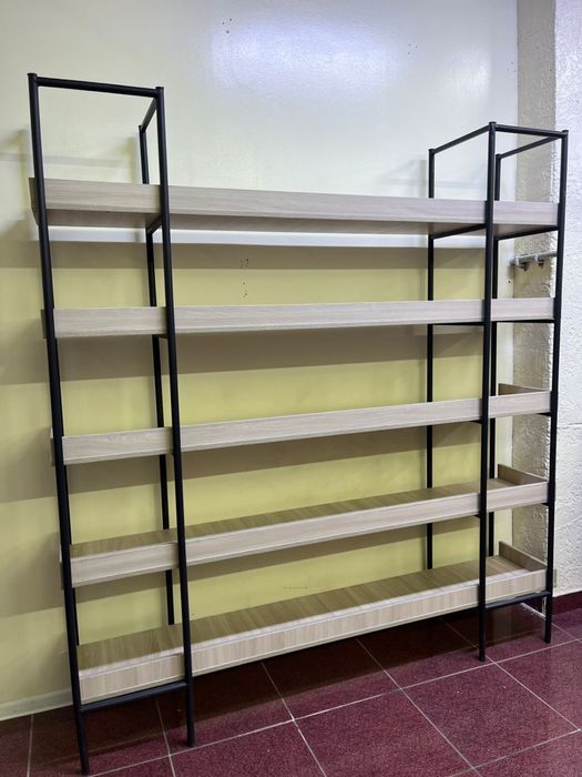 Полка/шкаф для бизнес ,офиске ,магазинге