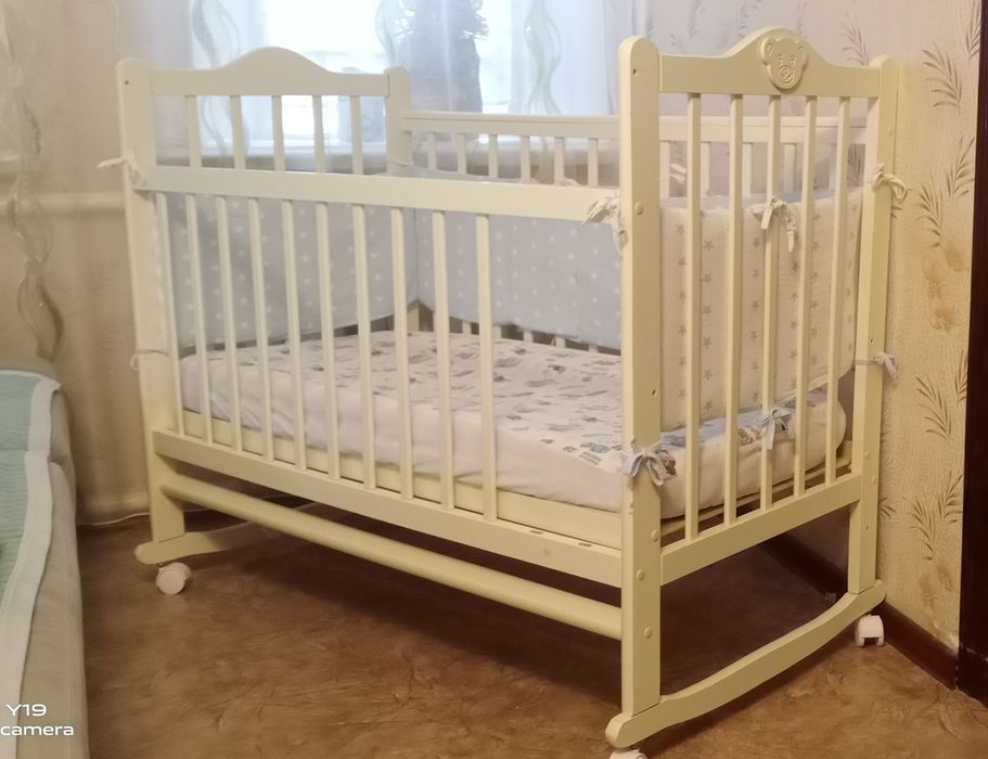 Продается кроватка