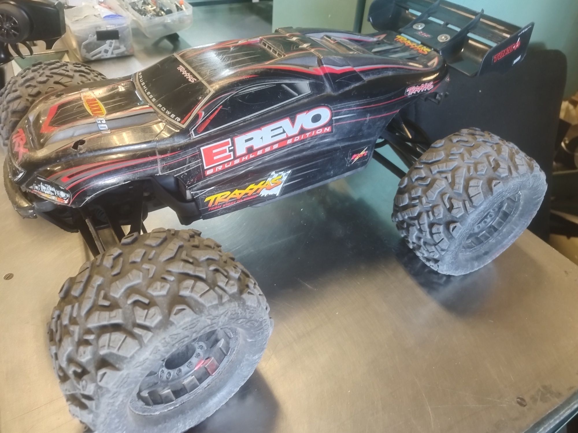 Traxxas e revo rc,рц