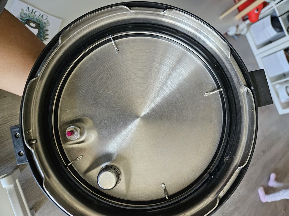 Multicooker cu gatire sub presiune Crock-Pot Express