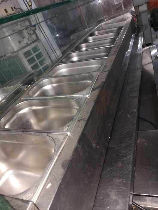 Vând linie de mese calde și reci, frigorifice