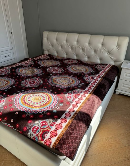 Кровать с подъёмные механизмом размер 195×220 см