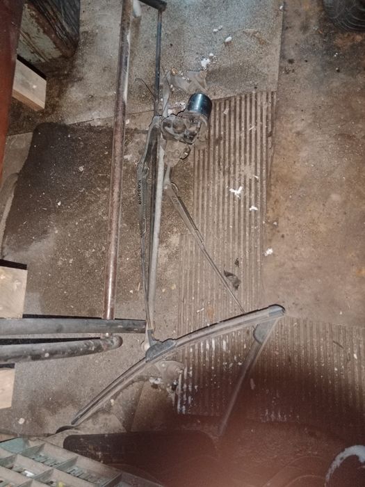 Стеклоочиститель в сборе тайота Карина