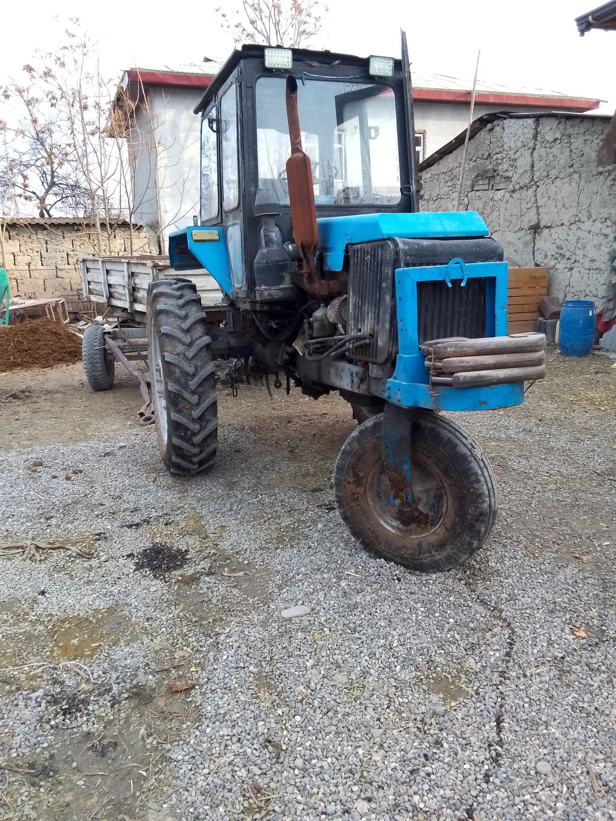 Ttz 80.10 traktori sotiladi
