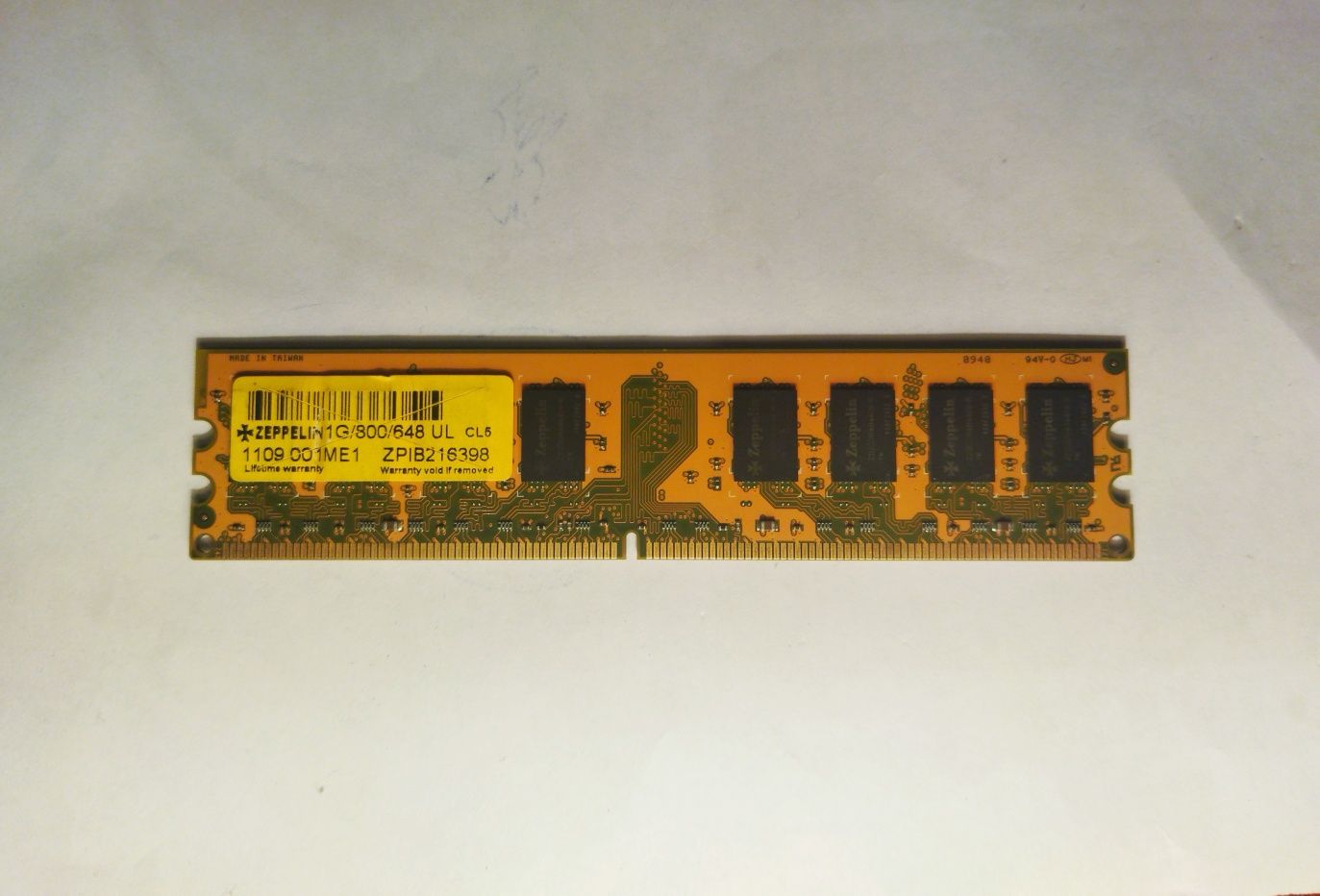 Оперативная память 1GB DDR2