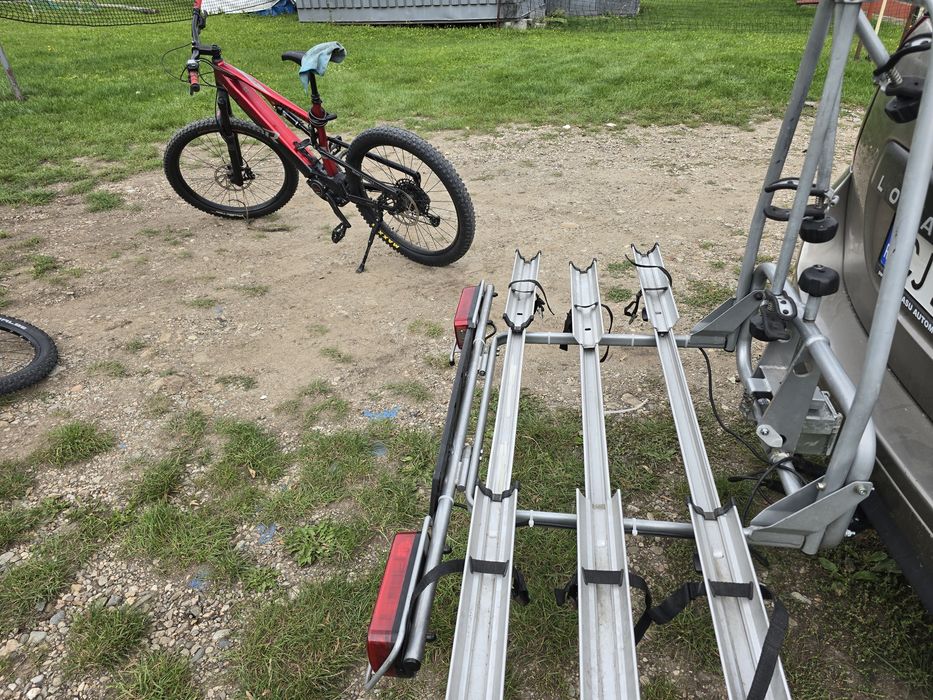 Vand suport biciclete pe carlig pt. 3 biciclete