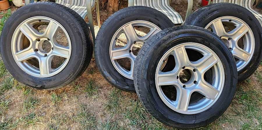 Jante cu anvelope Grand Vitara r17 5x139.7 et0