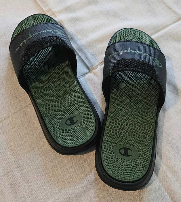 Slapi de barbati Champion