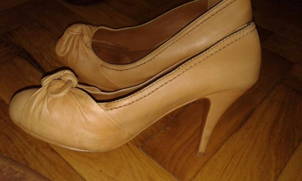 Pantofi dama din piele Zara
