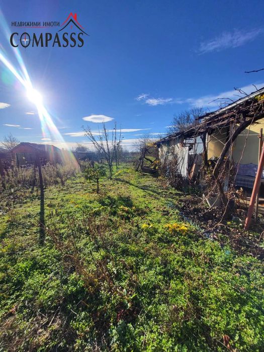 с. Малина, Общ. Ген. Тошево, къща с двор – 25053евро (49000лв.)