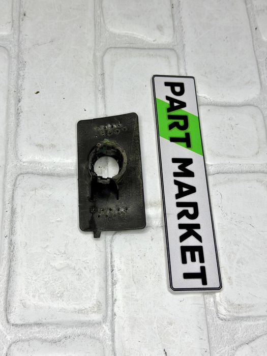 Стойка за сензор самопаркиране AUDI A7 4G 4G8807125D