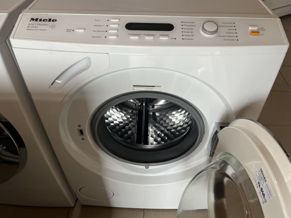 Vand masina de spalat Miele