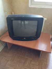Телевизор лж со столом