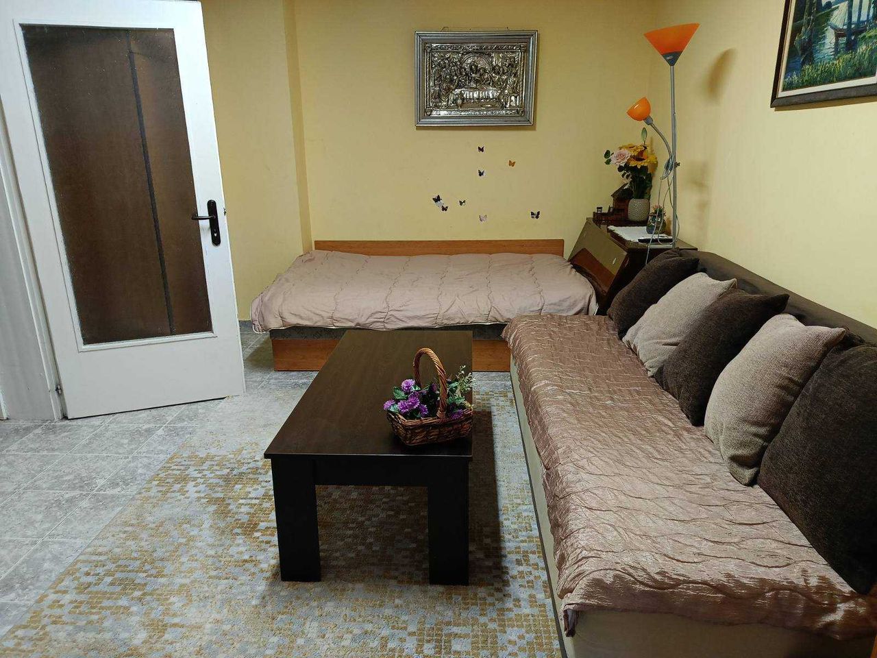 Дава се под наем Двустаен апартамент в Бургас, Център - 55 кв.м за 400 € - Снимка #2