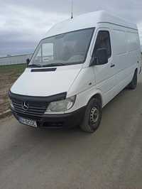 Mercedes sprinter